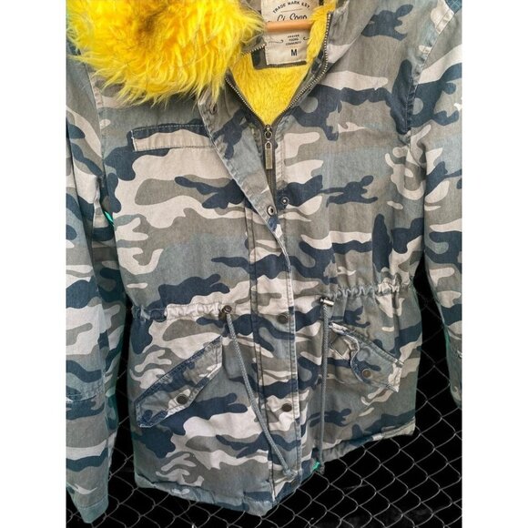 Camouflage Military Style Puffer Jacket Fleece Lining Medium - Picture 5 of 10